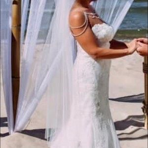 Mermaid style lace wedding dress